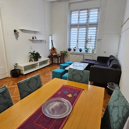 3 In Centre * Sarajevo