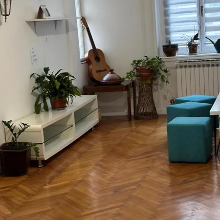 Apartment 3 In Centre *